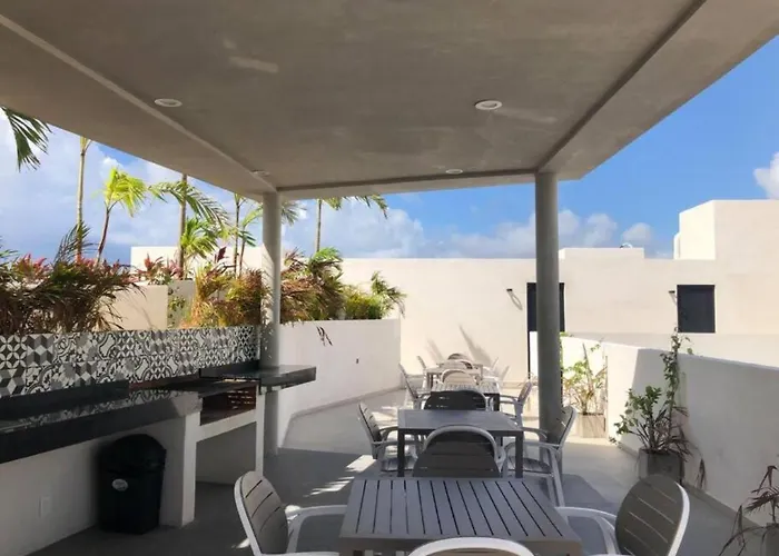 Deluxe Aparment Mamitas Zone * Playa del Carmen